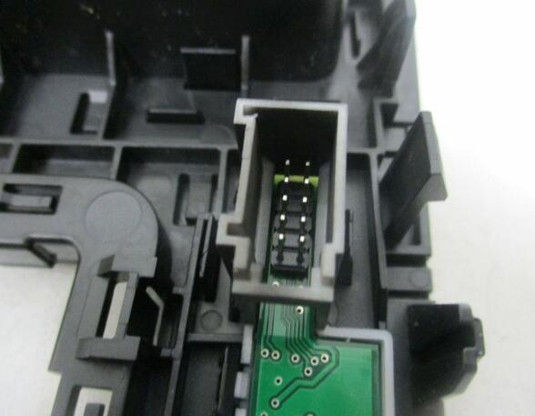 Gear Shift Surround Switch Panel SKODA Octavia III Combi (500000, 5000000)