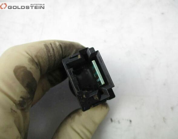 Schalter Warnblinker  MITSUBISHI L 200 (KB_T  KA_T) 2.5 DI-D 4WD DOPPELKA 100 KW
