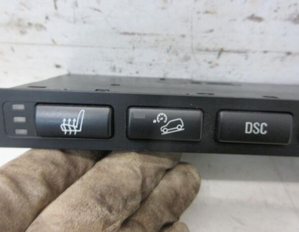 Schalterleiste Sitzheizung DSC PDC Kofferrraumöffner BMW X5 (E53) 4.4I 235 KW