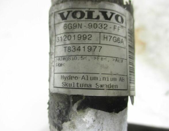 Fuel Filler Neck (Pipe) VOLVO V70 III (135)