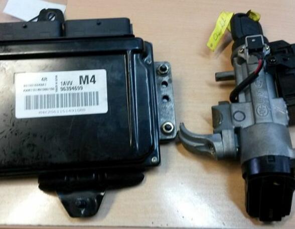 Engine Management Control Unit DAEWOO Nubira Stufenheck (KLAN), CHEVROLET Nubira Stufenheck (--)