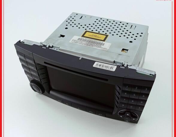 Navigationssystem CD-Radio MERCEDES BENZ E-KLASSE W211 E270 CDI 130 KW
