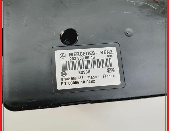 Zentralverriegelungspumpe  MERCEDES BENZ E-KLASSE KOMBI W211 E320 165 KW