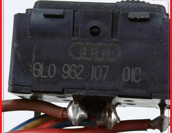 Central locking switch AUDI A4 (8D2, B5)