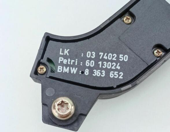 Schalter Multifunktion Lenkrad BMW 7 (E38) 728 I  IL 142 KW