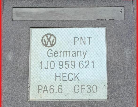 Schalter Heckscheibenheizungs VW GOLF IV (1J1) 1.6 100PS 74 KW