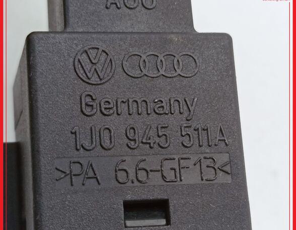 Schalter Bremsleuchte VW GOLF IV 1J1 1.6 74 KW