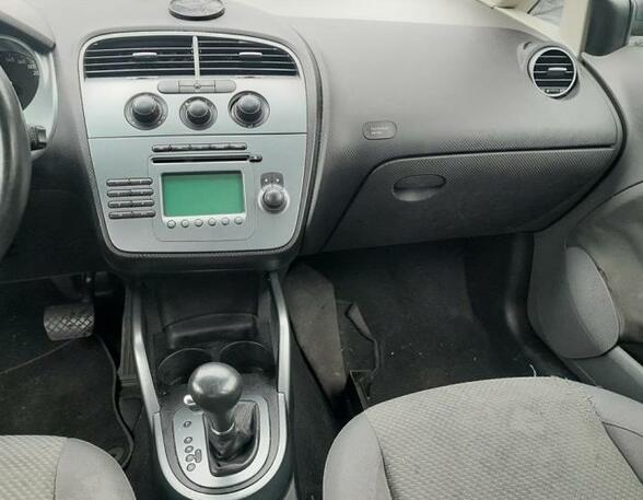 P18279043 CD-Radio SEAT Toledo III (5P)