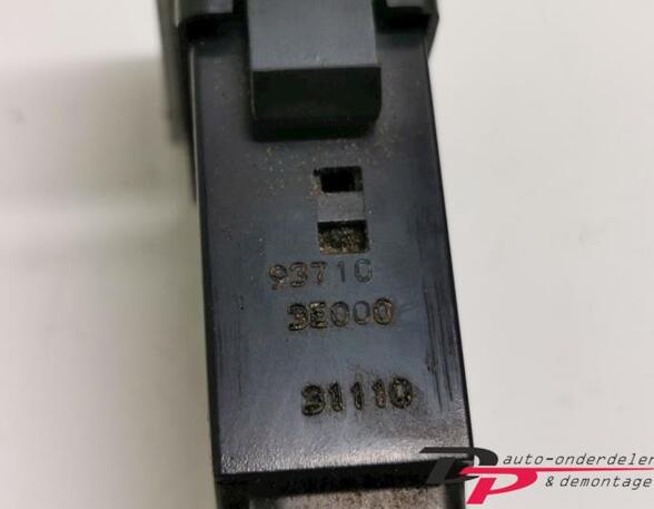 Heated Rear Windscreen Switch KIA Sorento I (JC)