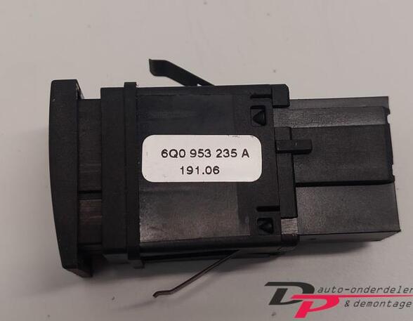P17543721 Schalter für Warnblinker VW Polo IV (9N) 6Q0953235A