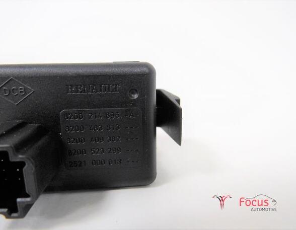 P9198439 Schalter für Warnblinker RENAULT Twingo II (CN0) 8200409382