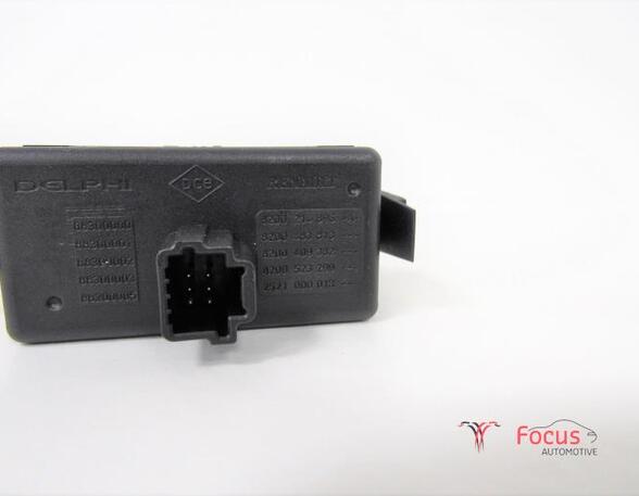 P9198439 Schalter für Warnblinker RENAULT Twingo II (CN0) 8200409382