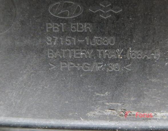 Battery holder HYUNDAI i20 (PB, PBT)