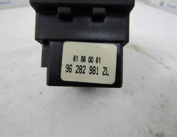 P13721709 Schalter für Licht CITROEN Saxo (S) 625369
