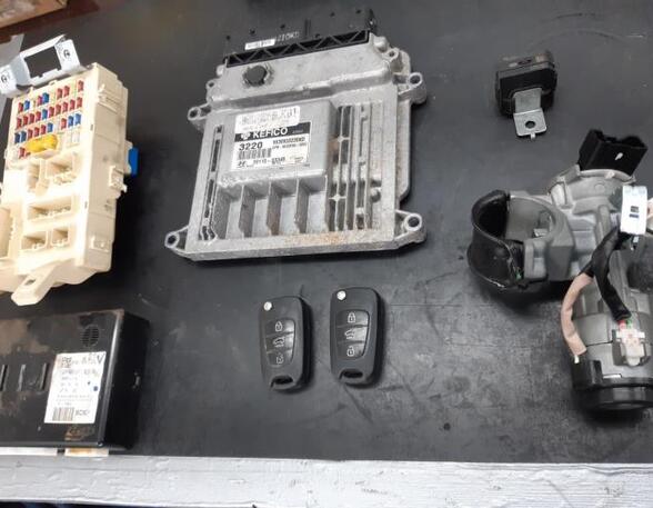 Engine Management Control Unit HYUNDAI i20 (PB, PBT)