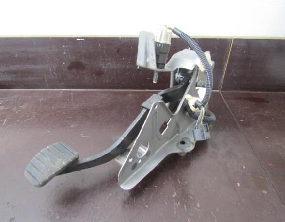 Pedal Assembly RENAULT Clio III (BR0/1, CR0/1), RENAULT Clio IV (BH)