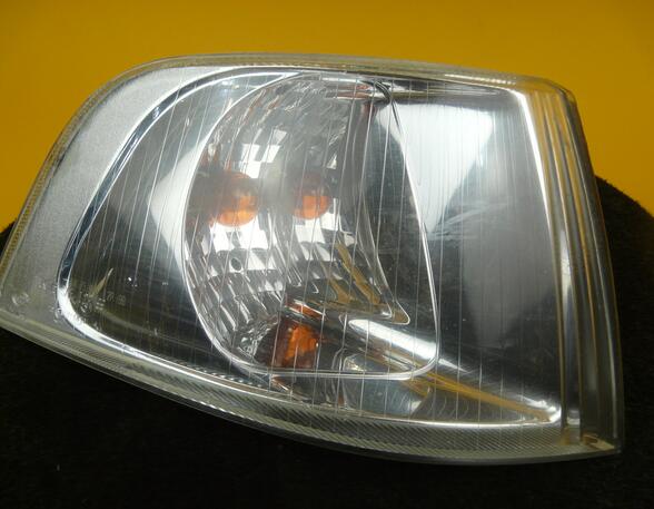 Direction Indicator Lamp VOLVO V40 Kombi (645)