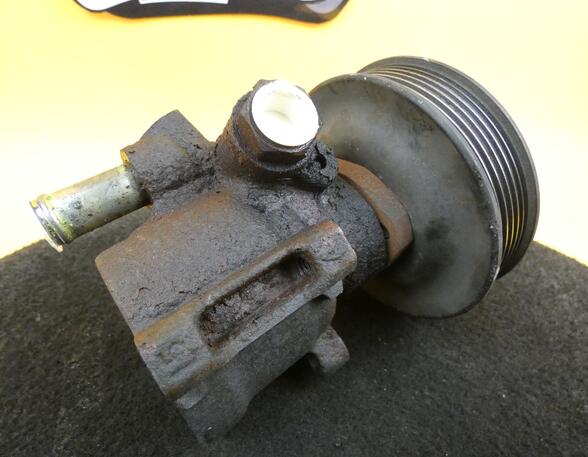 Power steering pump VW GOLF III (1H1)