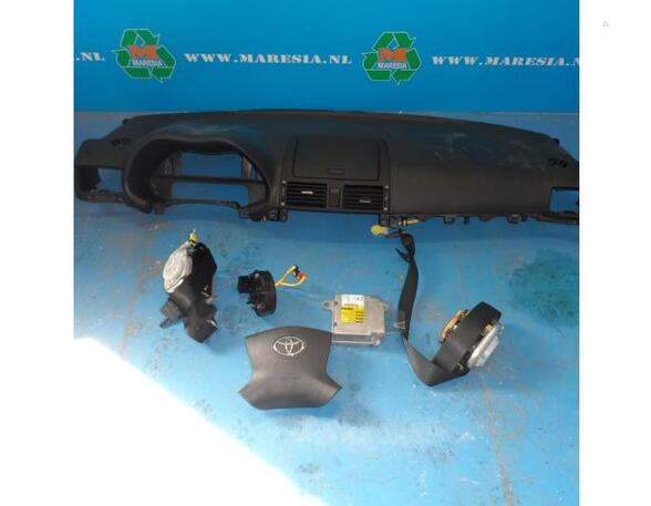 Airbag Control Unit TOYOTA Avensis Station Wagon (T25), TOYOTA Avensis Station Wagon (T22)