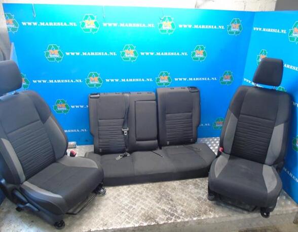 Seats Set TOYOTA Auris (E18), TOYOTA Auris Kombi (E18), TOYOTA Auris (ADE15, NDE15, NRE15, ZRE15, ZZE15)