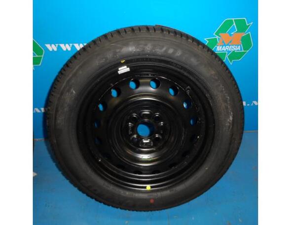 P4027014 Reifen auf Stahlfelge TOYOTA Corolla Liftback (E12)