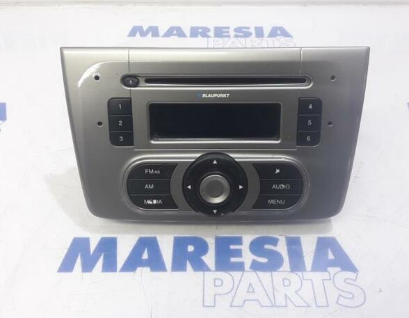 156091908 CD-Radio ALFA ROMEO Mito (955) P12550323