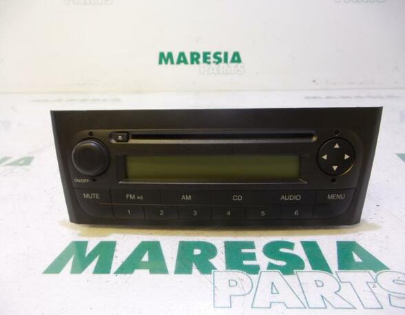 735446970 CD-Radio FIAT Grande Punto (199) P6323588