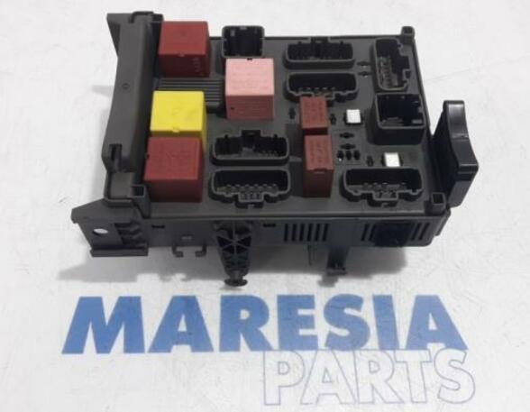 Fuse Box RENAULT Espace IV (JK0/1)