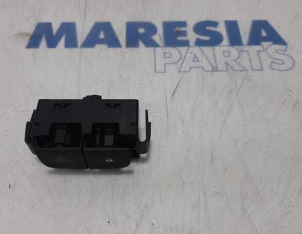 E31601 Schalter für Warnblinker RENAULT Trafic III Kasten (FG) P16051554
