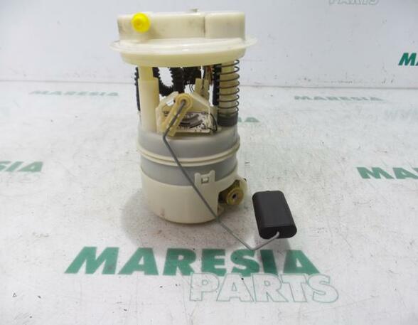 8200057324 Kraftstoffpumpe RENAULT Clio II (B) P8552552