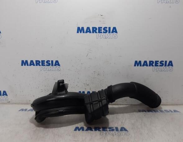 Air Filter Intake Pipe RENAULT Trafic III Kasten (FG)