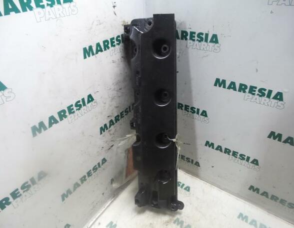 Cylinder Head Cover PEUGEOT 806 (221)