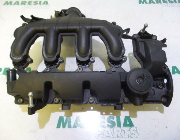 Cylinder Head Cover PEUGEOT 407 SW (6E)