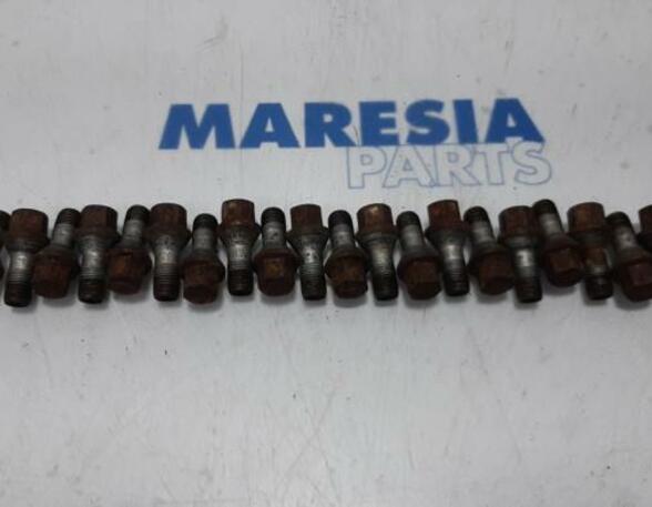 Wheel Bolt ALFA ROMEO 159 Sportwagon (939)