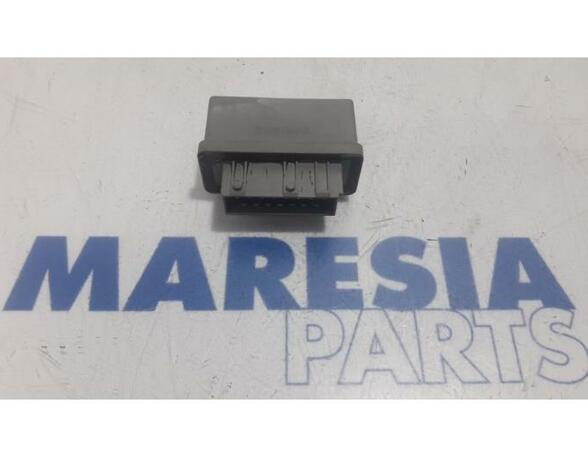 Wash Wipe Interval Relay PEUGEOT 508 SW I (8E)