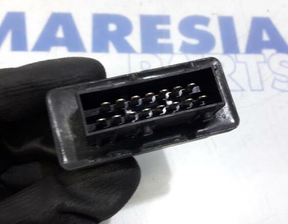 Wash Wipe Interval Relay PEUGEOT 308 CC (4B)