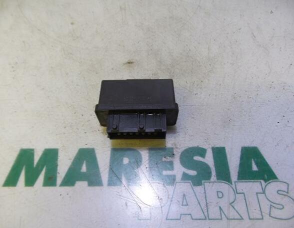 Wash Wipe Interval Relay PEUGEOT 207 SW (WK), PEUGEOT 207 (WA, WC)
