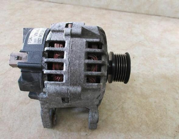 Dynamo (Alternator) VW Polo (6N2)