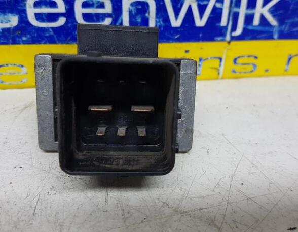 Glow Plug Relay Preheating RENAULT Twingo II (CN0)