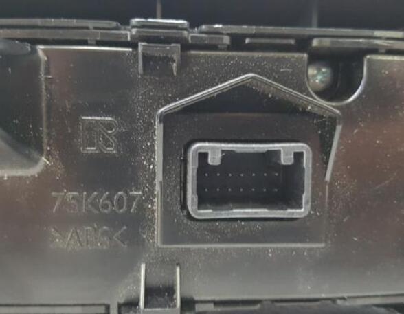 P18960323 Heizungsbetätigung (Konsole) TOYOTA RAV 4 V (A5) 75K607