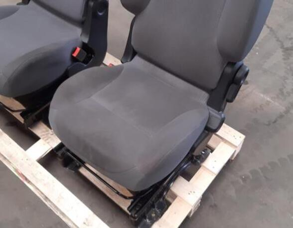 Seats Set PEUGEOT Partner Kasten/Großraumlimousine (--)