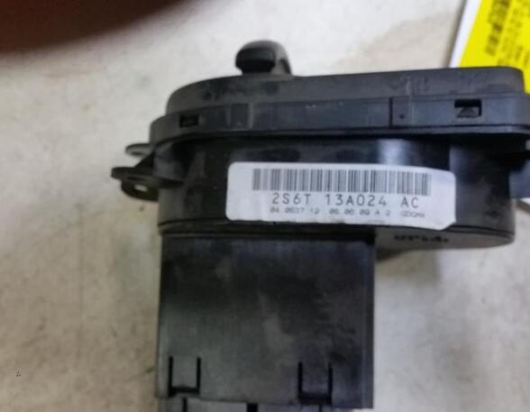 Headlight Light Switch FORD Fiesta V (JD, JH), FORD Fiesta V Van (--)