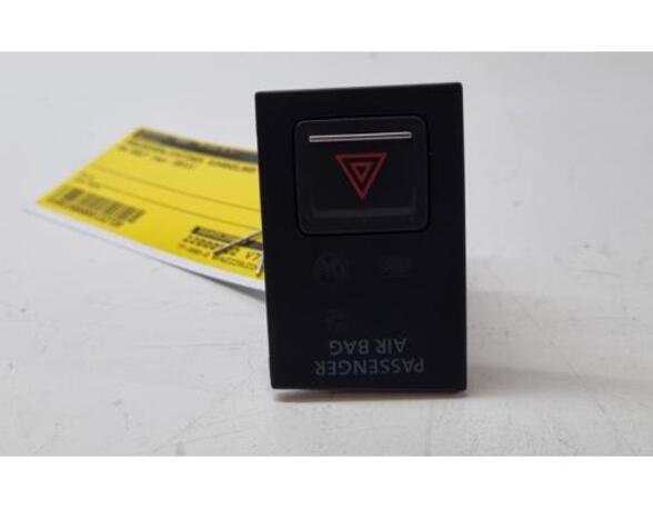 P17529792 Schalter für Warnblinker VW Golf VII (5G) 560953509A