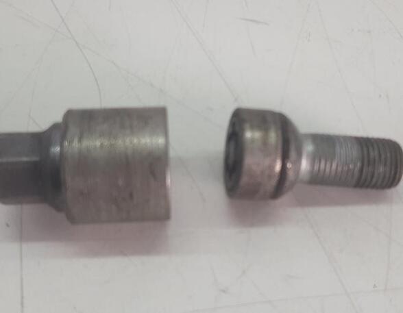 Wheel Bolt VW Passat Variant (365)