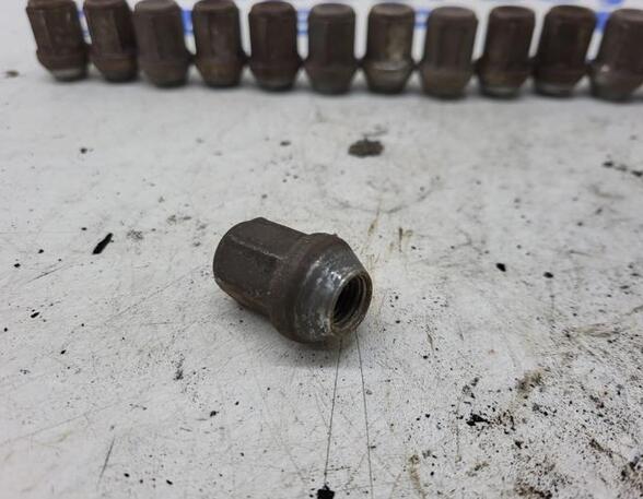 Wheel Bolt TOYOTA Yaris (P13)