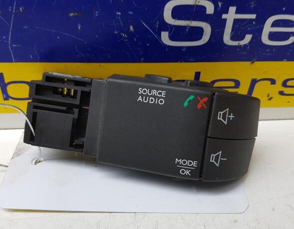 Radio Control Stalk RENAULT Twingo III (BCM)