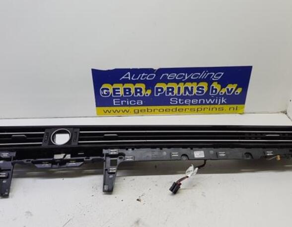 Dashboard ventilation grille VW Arteon (3H7, 3H8)