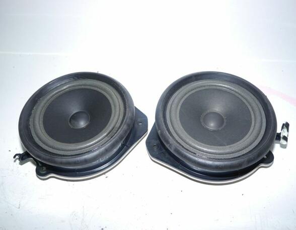 Loudspeaker system AUDI A4 Avant (8E5, B6), AUDI A4 Avant (8ED, B7)