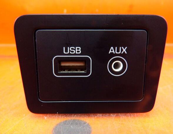 Ladesteckdose USB - AUX HYUNDAI SANTA FÉ III (DM  DMA) 2.2 CRDI 4WD 147 KW