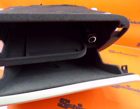 Glove Compartment (Glovebox) JAGUAR XJ (X350, X358)